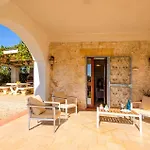 Anfora By Ostuni